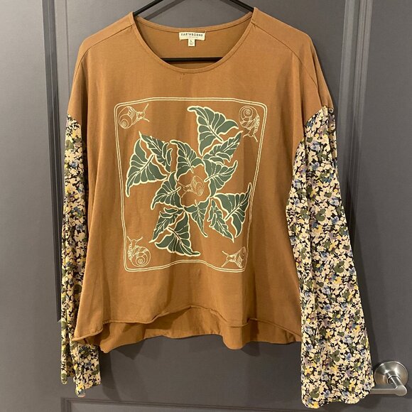 Earthbound Trading Company Floral Sleeve Shirt Size L - Picture 1 of 6